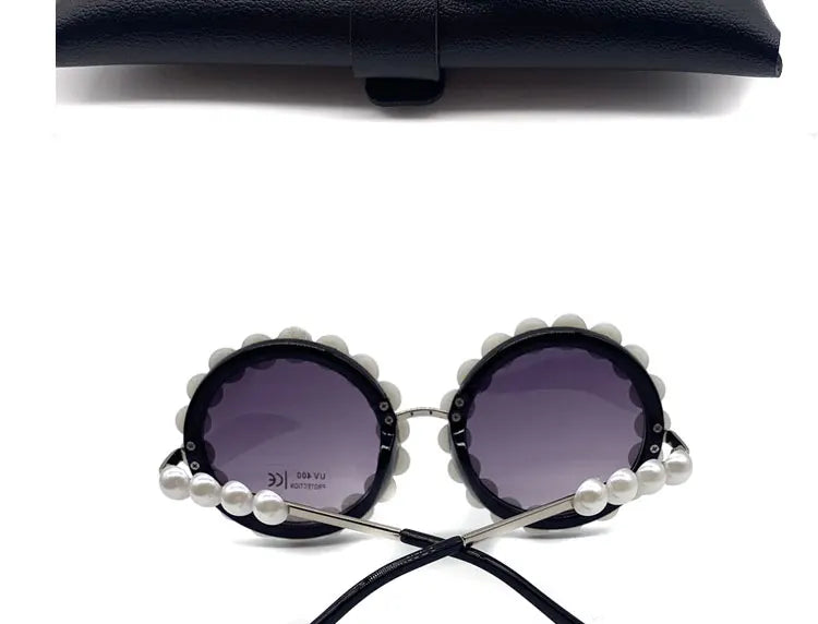 Oval Vintage Pearl Round Sunglasses
