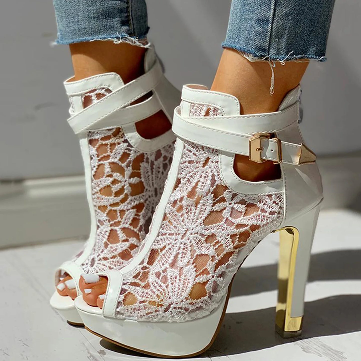 Floral Lace Hollow High Heel